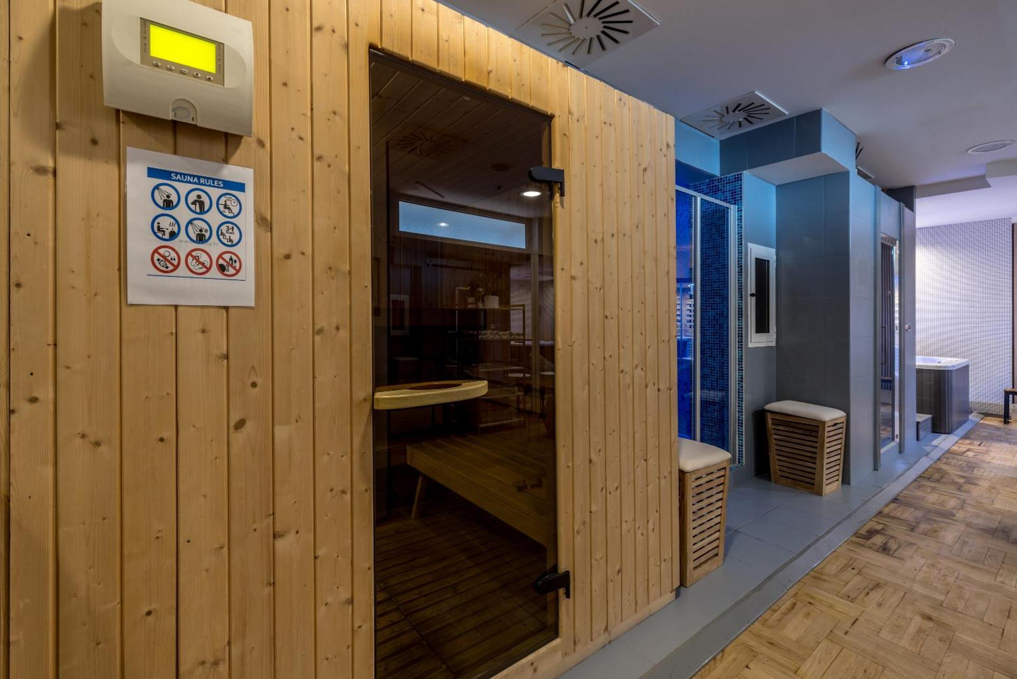 Art Hotel Split Extérieur photo